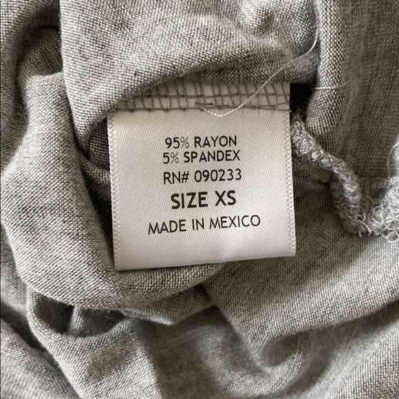 LA HEARTS Embroidered Pocket Tee - Picture 6 of 6